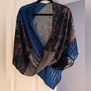 Floral Patterned Shawl/poncho/scarf